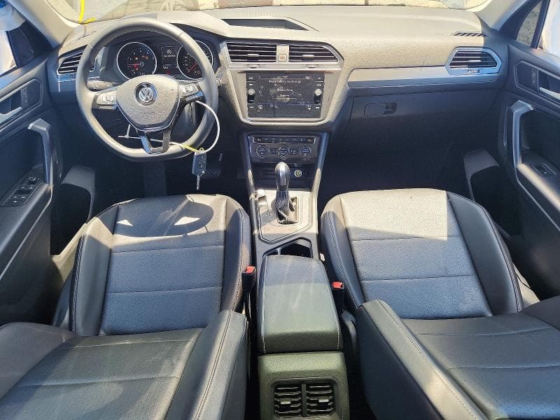 2021 VOLKSWAGEN TIGUAN SE 8