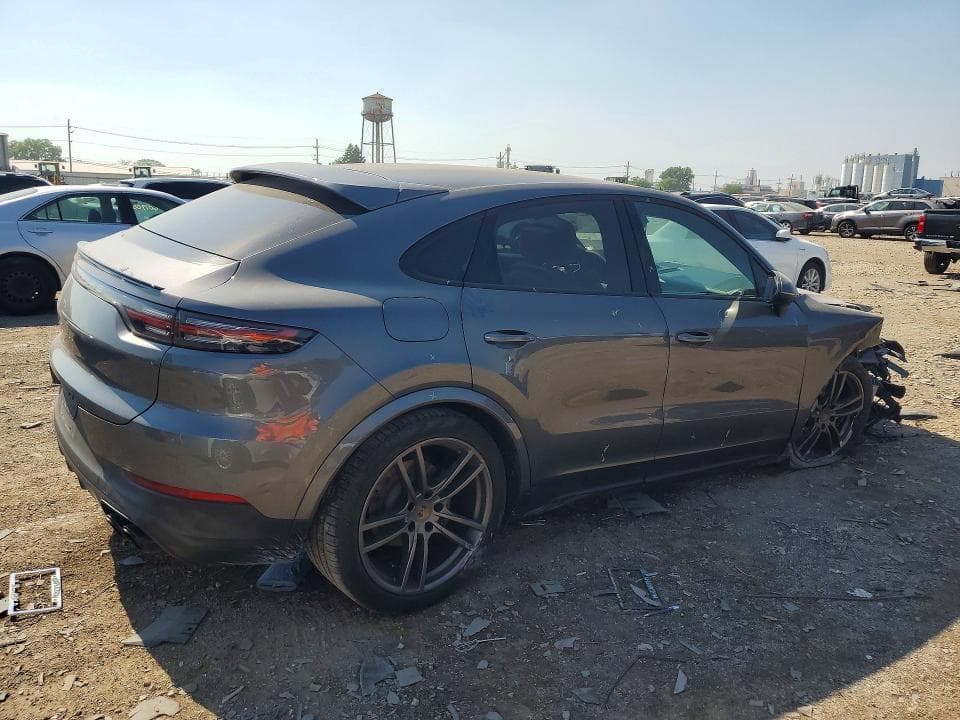 2020 PORSCHE CAYENNE S COUPE 3