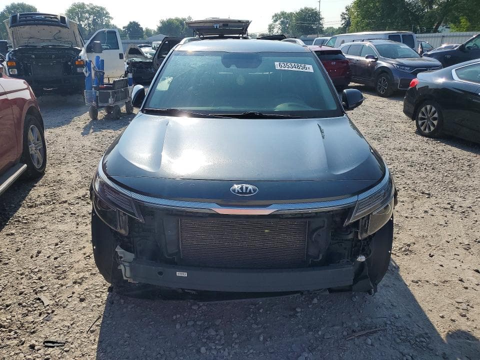 2021 KIA SELTOS S 5