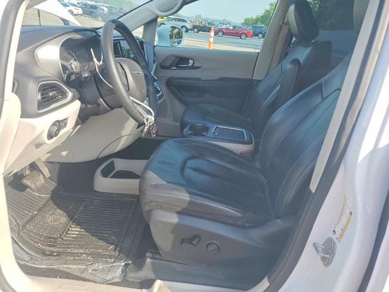 2022 CHRYSLER PACIFICA TOURING L 7