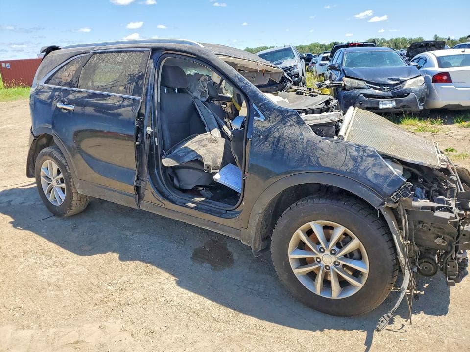 2017 KIA SORENTO LX 4