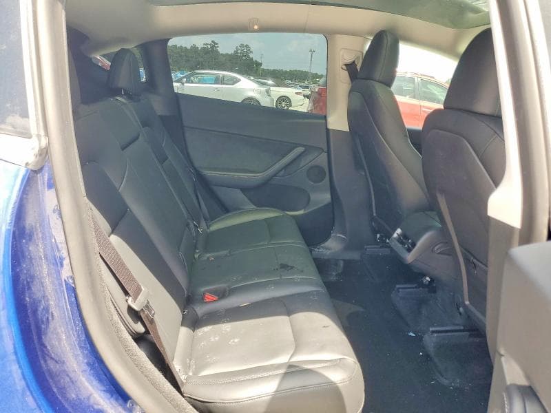 2022 TESLA MODEL Y 11