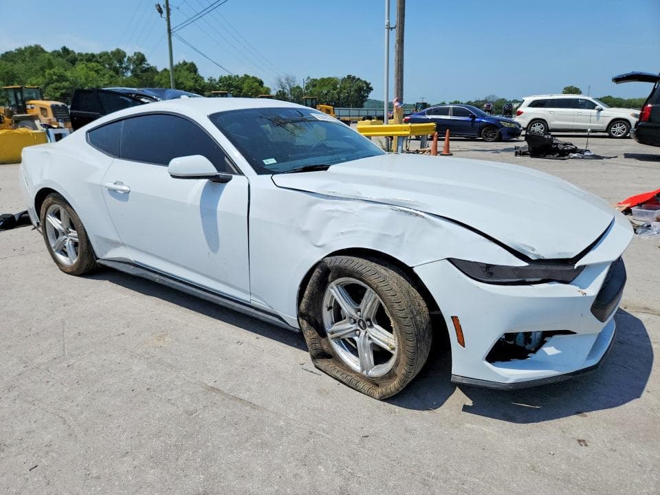 2026 FORD MUSTANG BASE 4