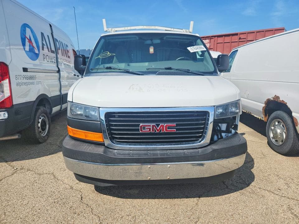 2017 GMC SAVANA G2500 5