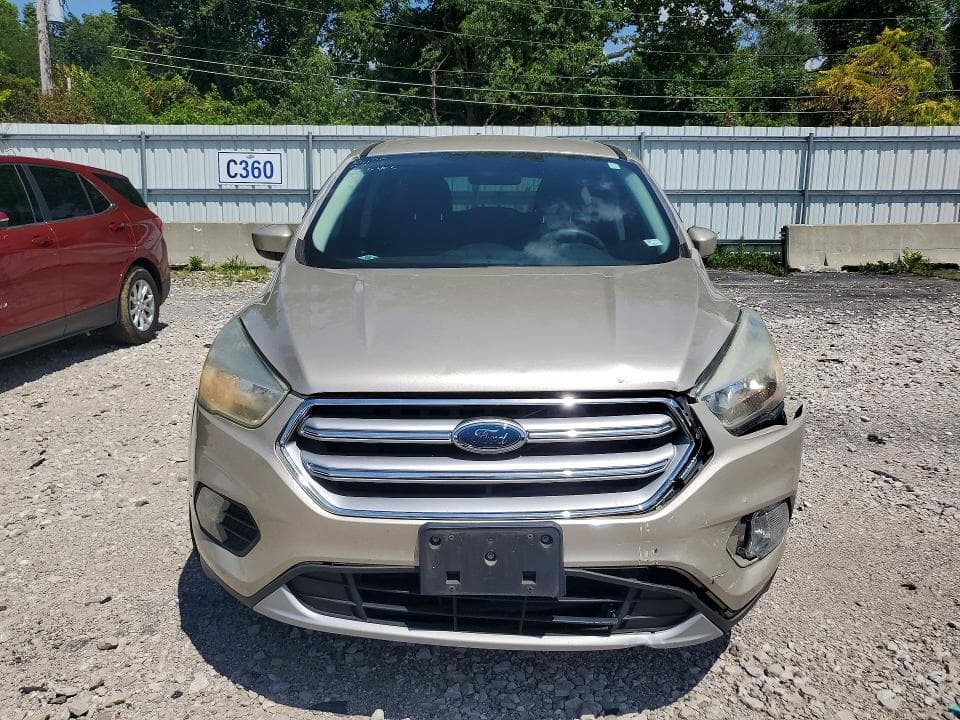 2017 FORD ESCAPE SE 5