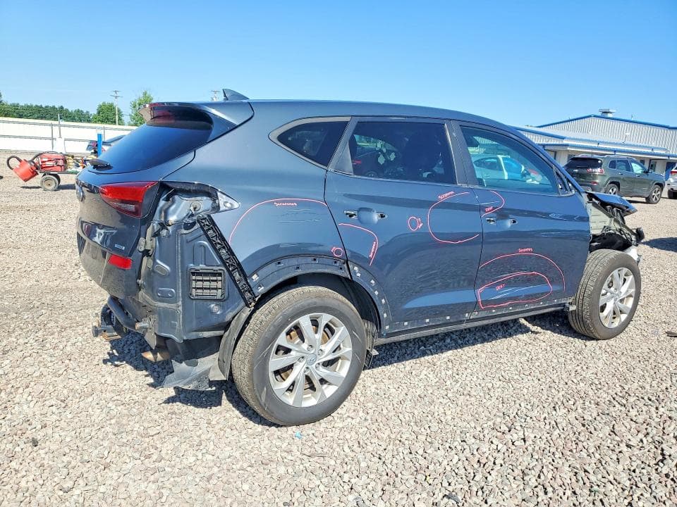 2020 HYUNDAI TUCSON SE 3