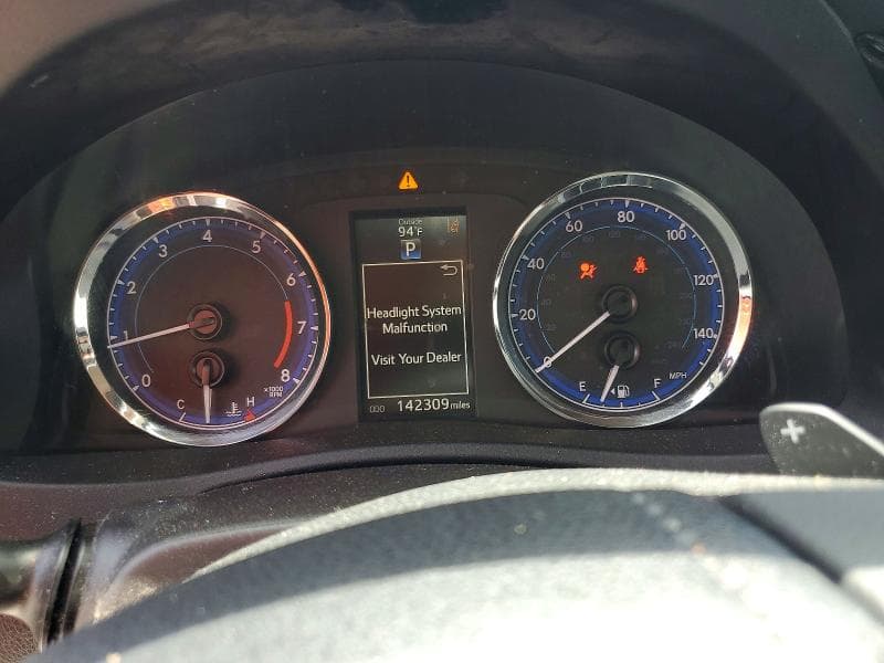 2019 TOYOTA COROLLA SE 9