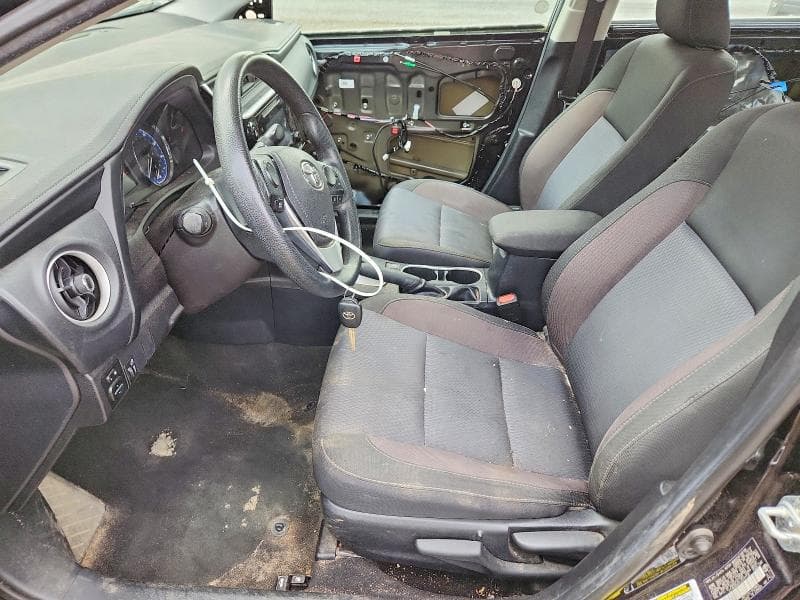 2018 TOYOTA COROLLA LE 7
