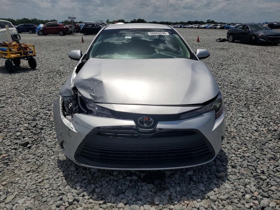 2025 TOYOTA COROLLA LE 5