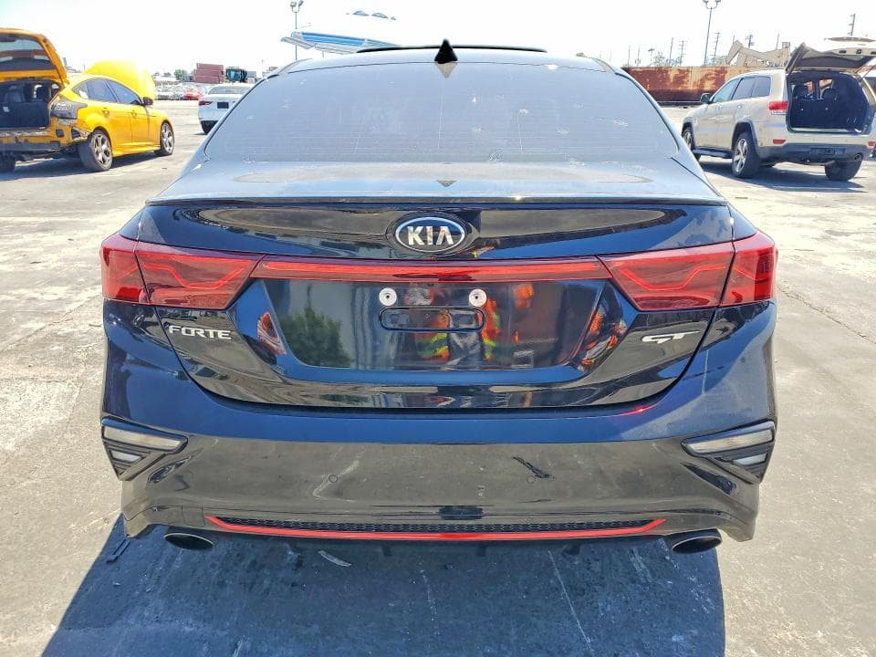 2021 KIA FORTE GT 6