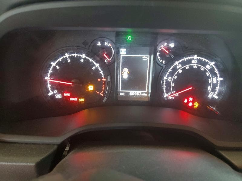 2021 TOYOTA 4RUNNER SR5 9