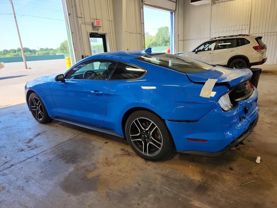 2022 FORD MUSTANG 2