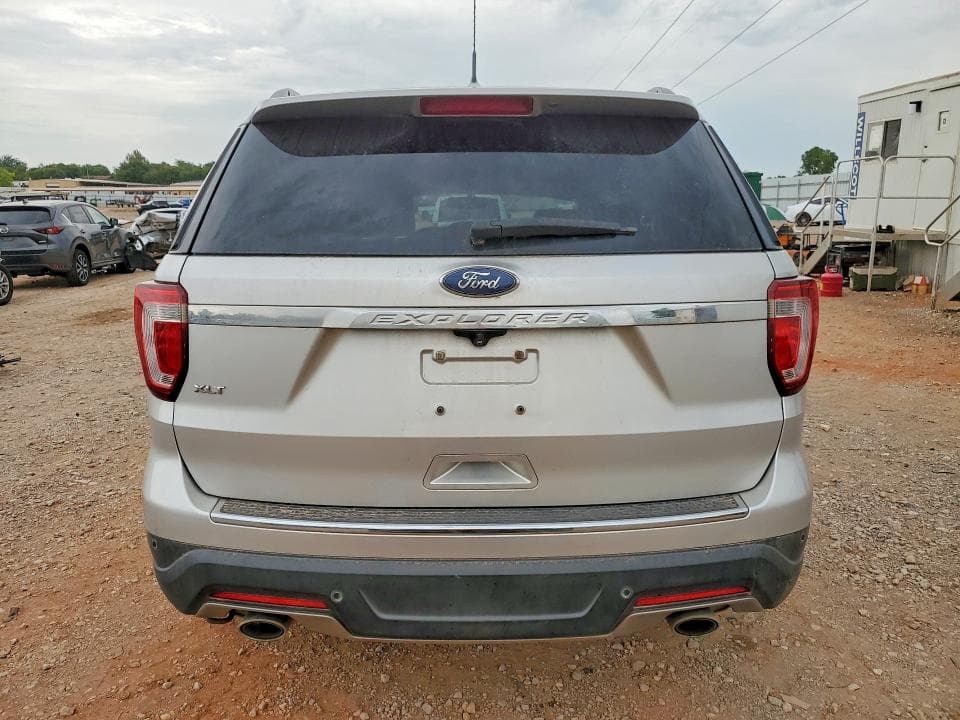 2018 FORD EXPLORER XLT 6