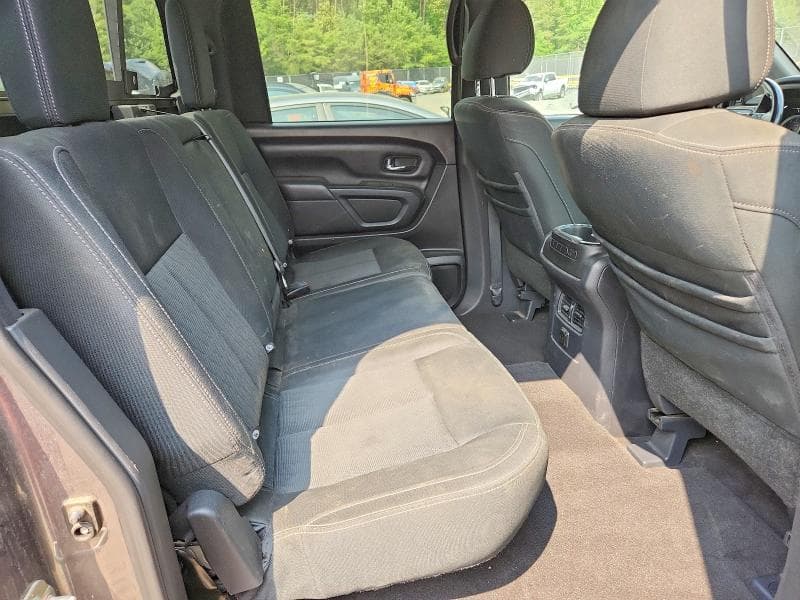 2018 NISSAN TITAN SV 10