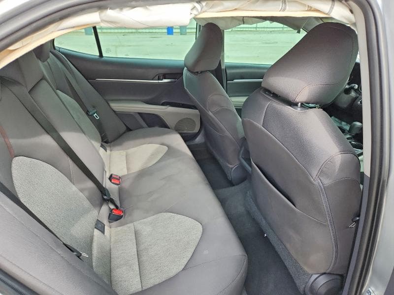 2019 TOYOTA CAMRY LE 10
