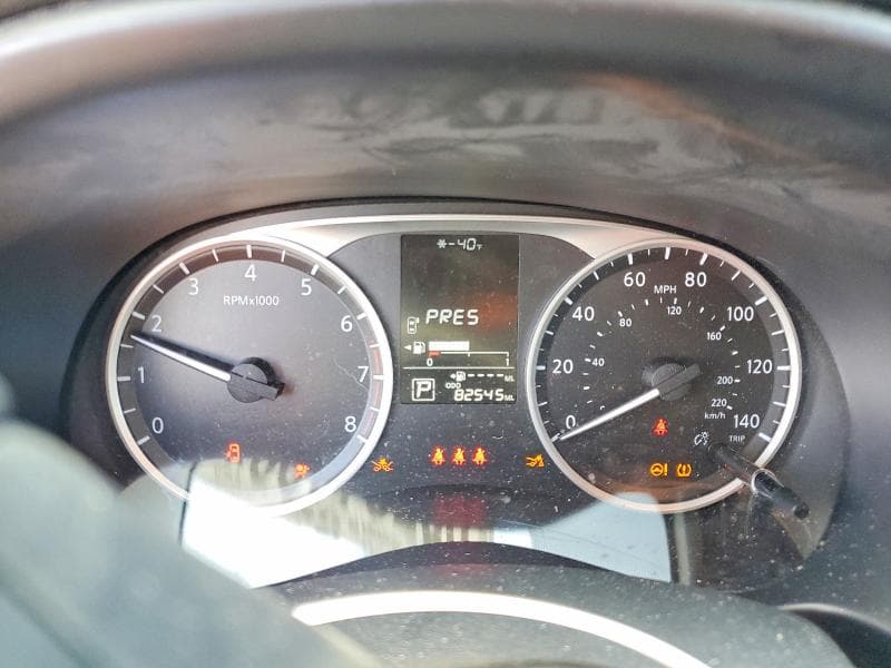 2024 NISSAN KICKS S 9
