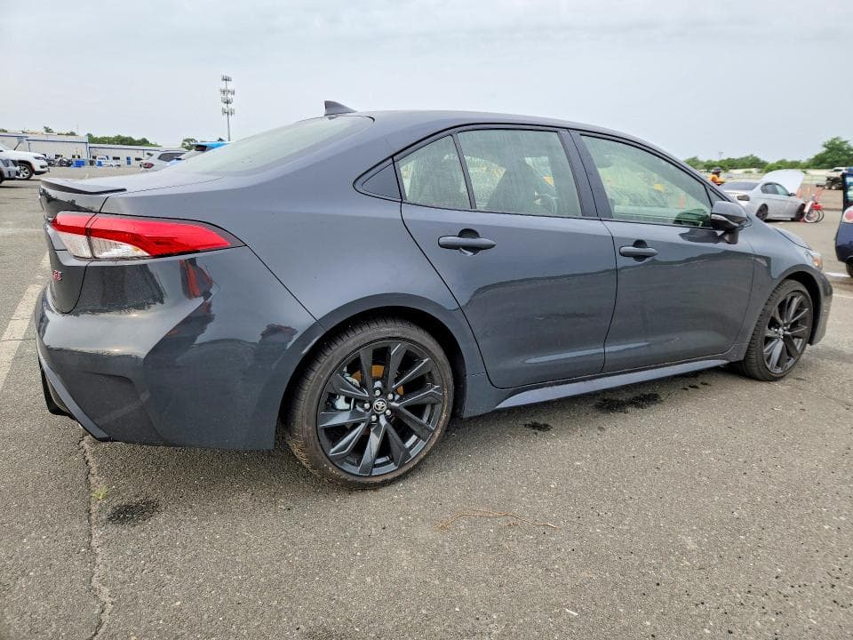 2026 TOYOTA COROLLA SE 3