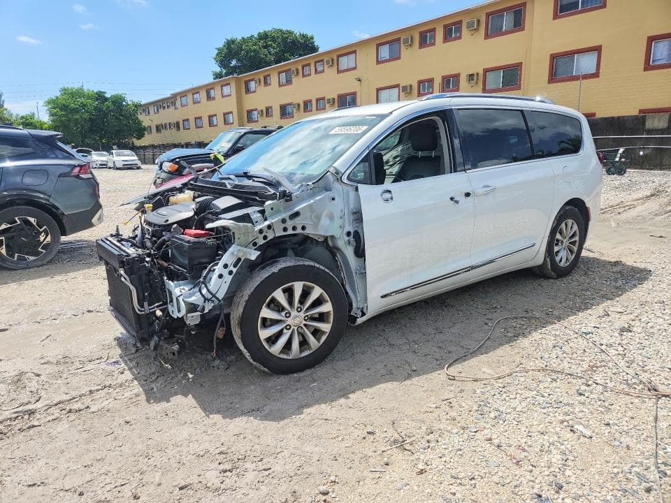 2018 CHRYSLER PACIFICA TOURING L - 1