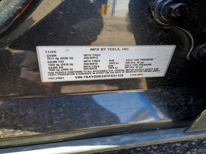 2026 TESLA MODEL Y 12