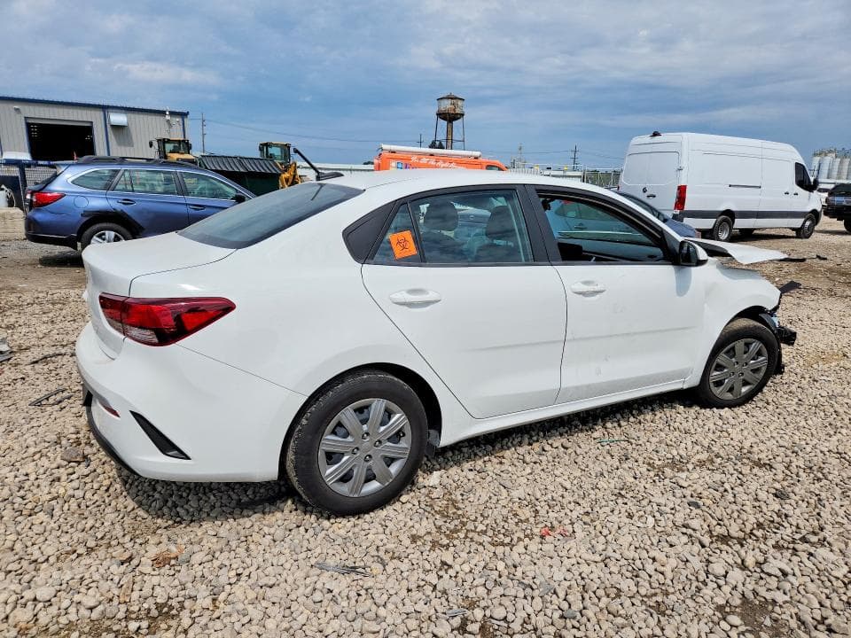 2023 KIA RIO S 3