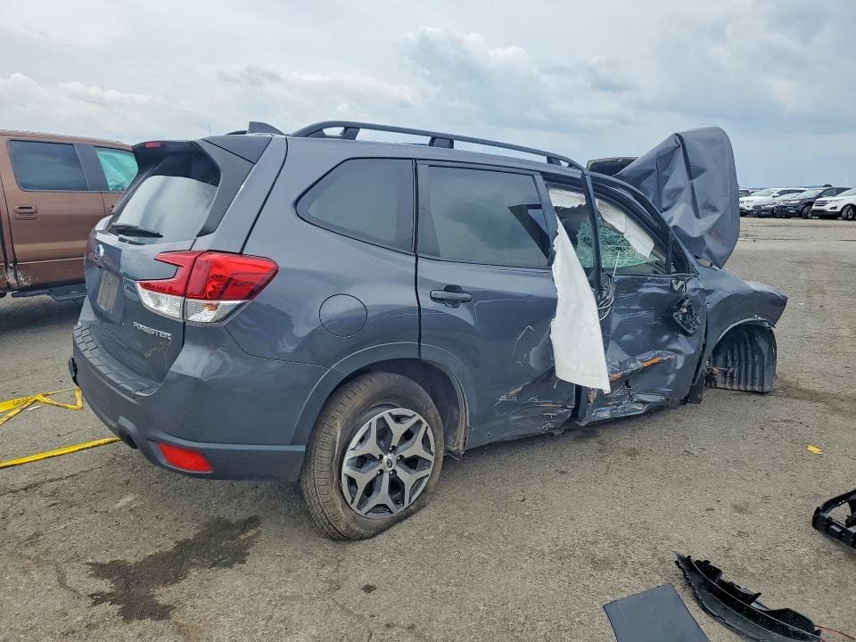 2024 SUBARU FORESTER PREMIUM 3
