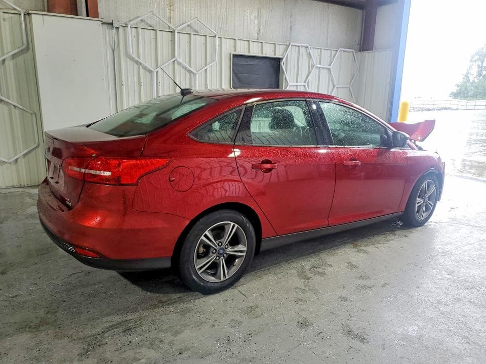2017 FORD FOCUS SE 3