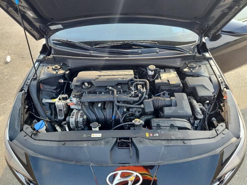 2023 HYUNDAI ELANTRA LIMITED 11