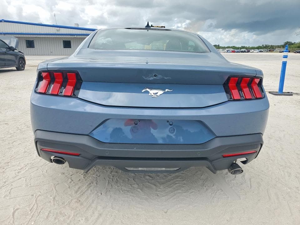 2026 FORD MUSTANG 6