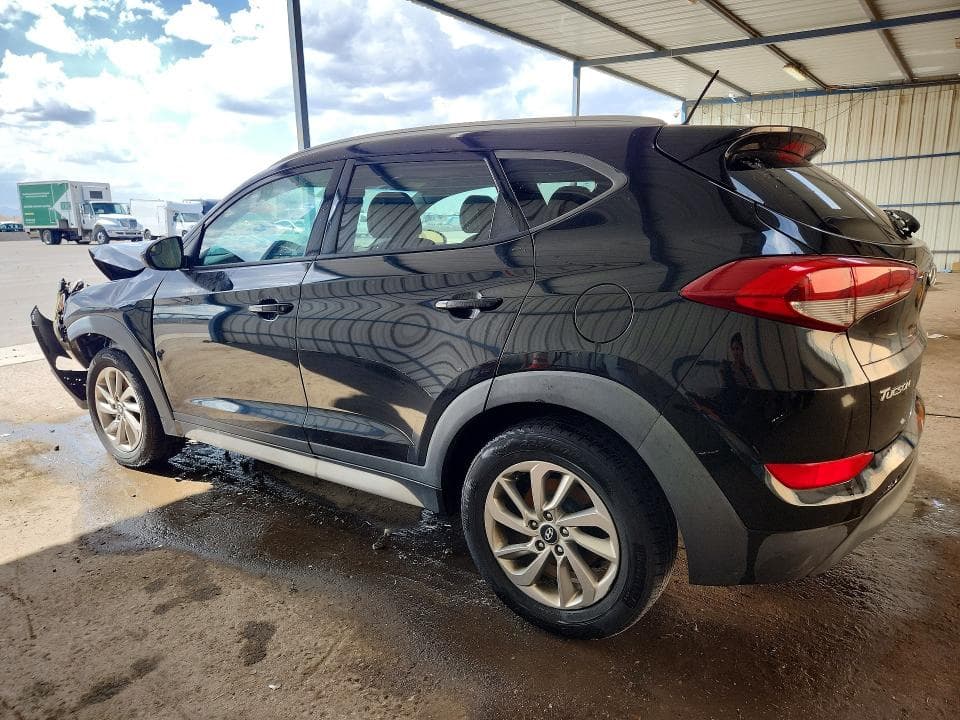 2017 HYUNDAI TUCSON SE 2