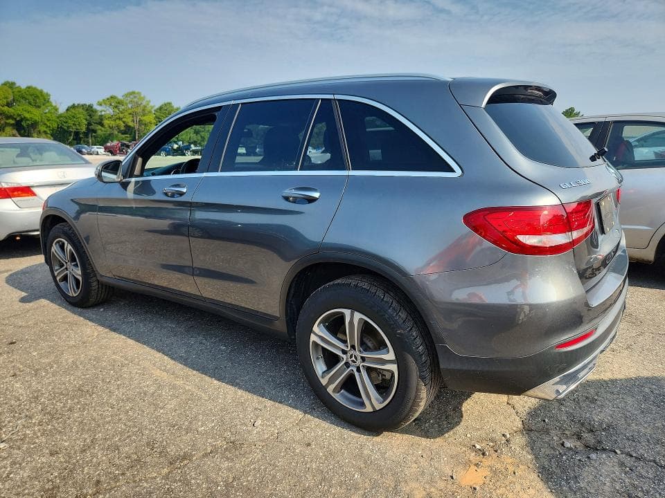 2018 MERCEDES-BENZ GLC 300 2