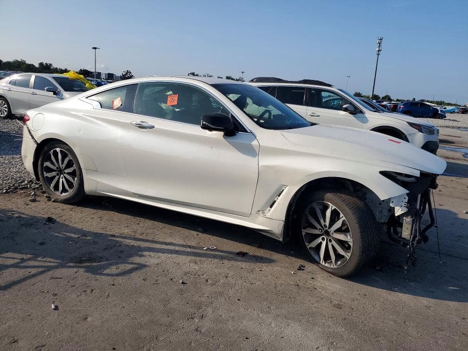 2021 INFINITI Q60 LUXE 4