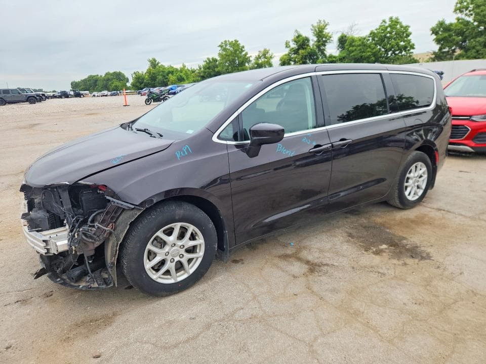 2017 CHRYSLER PACIFICA TOURING - 1