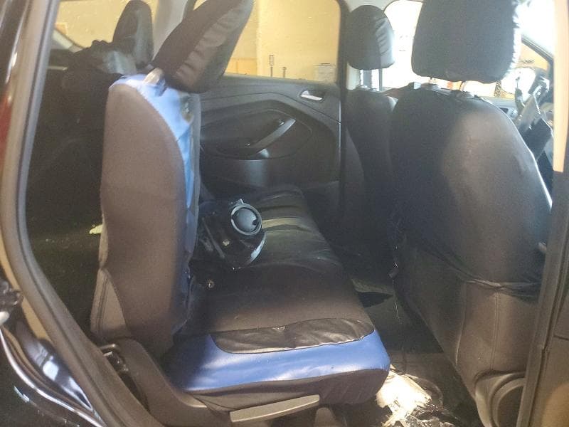 2017 FORD ESCAPE SE 11