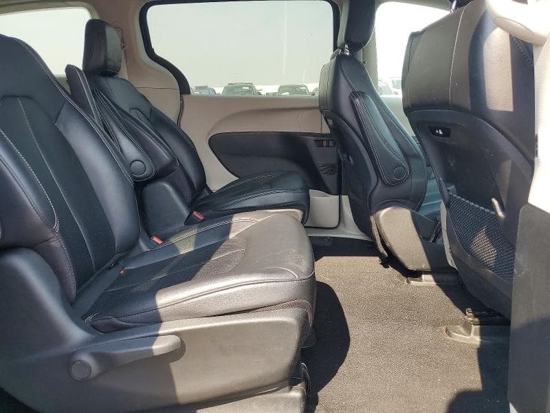 2024 CHRYSLER PACIFICA HYBRID SELECT 11