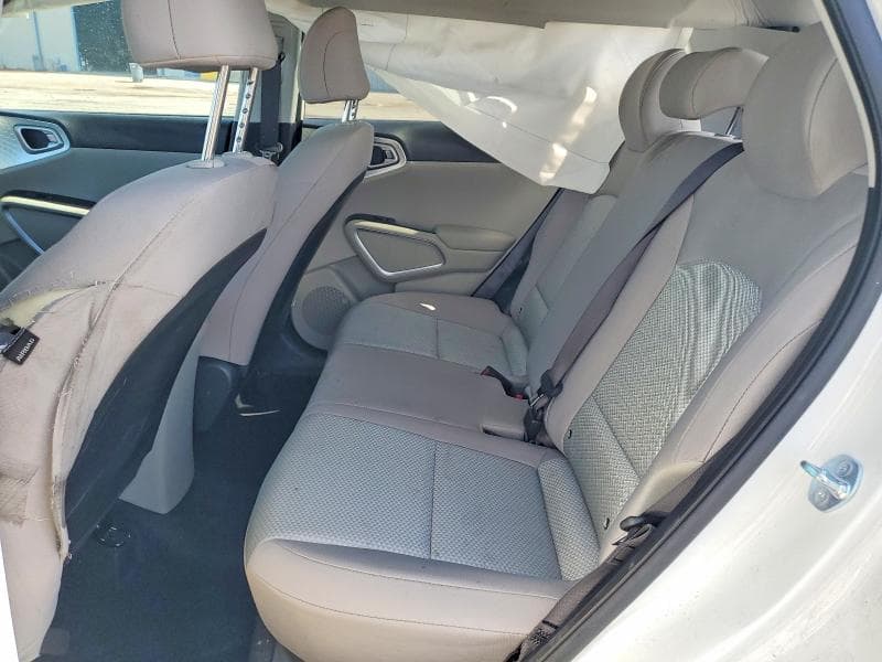2025 KIA SOUL LX 11