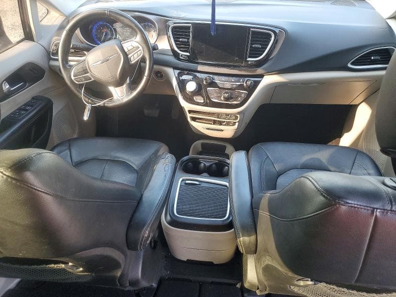 2022 CHRYSLER PACIFICA TOURING L 8
