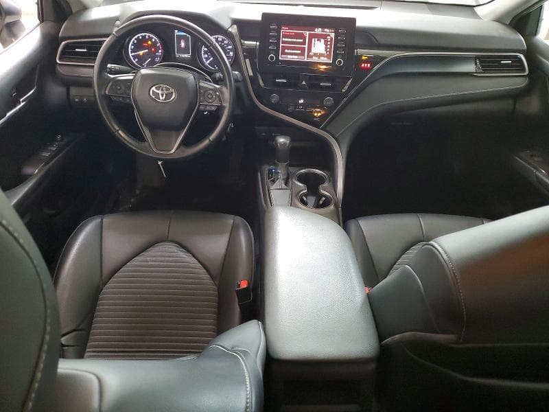 2021 TOYOTA CAMRY SE 8