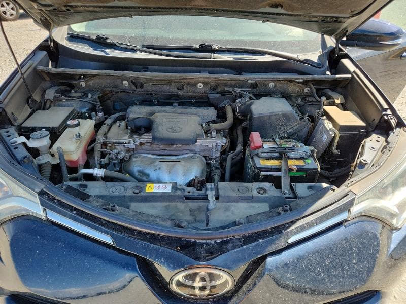 2017 TOYOTA RAV4 XLE 12
