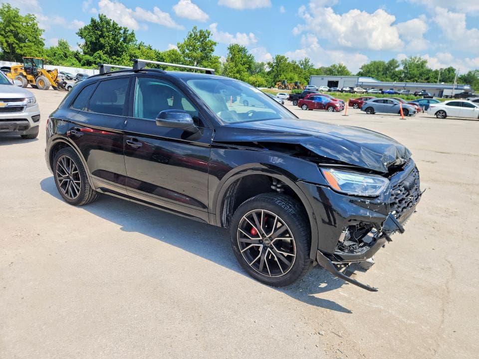 2025 AUDI SQ5 PREMIUM PLUS 4
