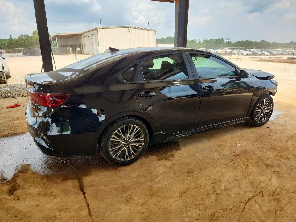 2024 KIA FORTE GT LINE 3