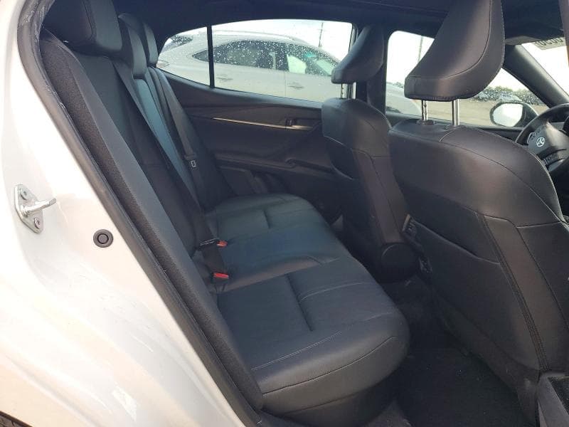 2025 TOYOTA CAMRY XSE 10