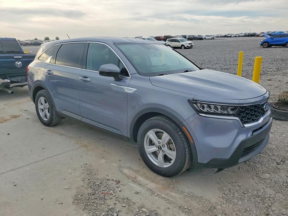 2021 KIA SORENTO 4