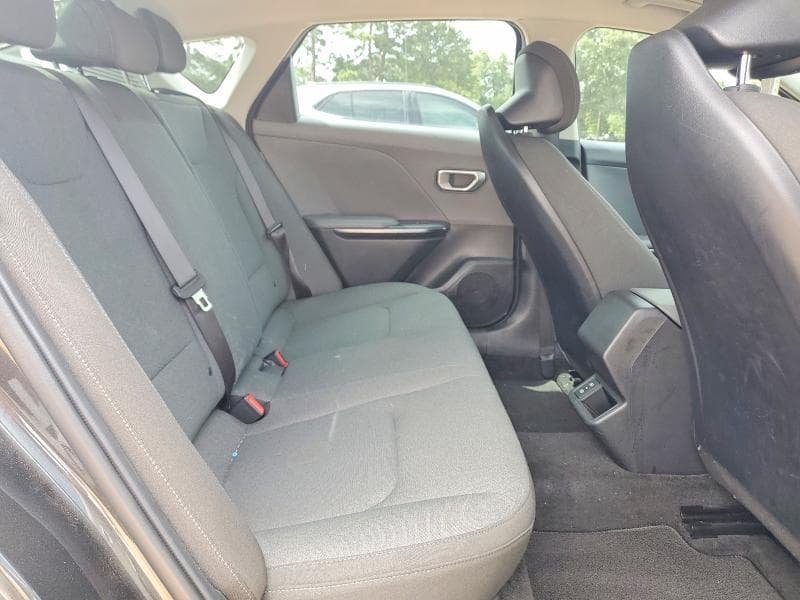 2025 KIA K4 10