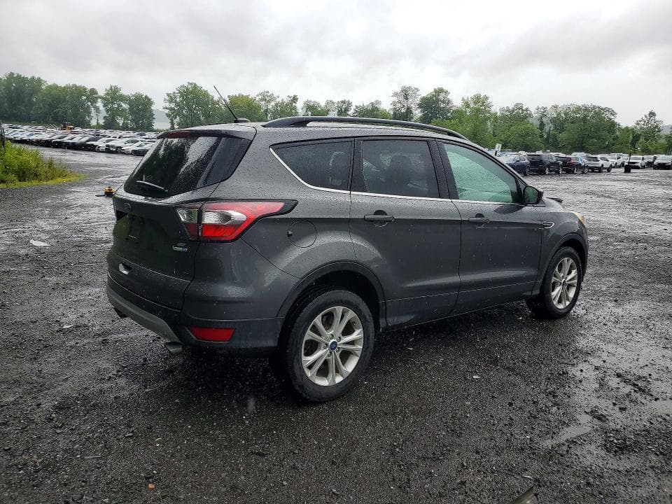 2018 FORD ESCAPE SE 3