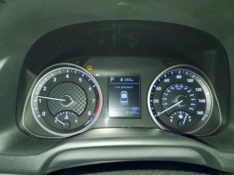 2020 HYUNDAI ELANTRA SEL 9
