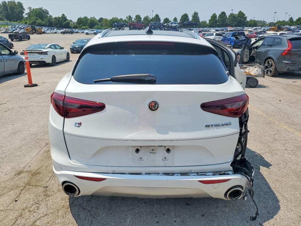 2021 ALFA ROMEO STELVIO TI 6