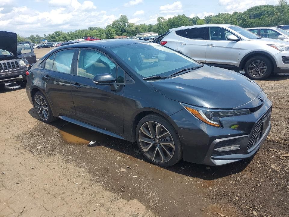 2022 TOYOTA COROLLA SE 4