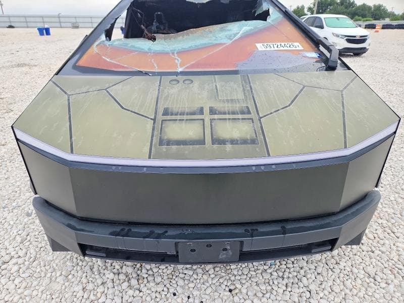 2024 TESLA CYBERTRUCK 11