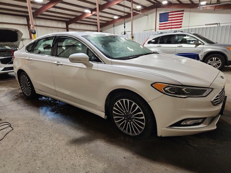 2017 FORD FUSION SE 4