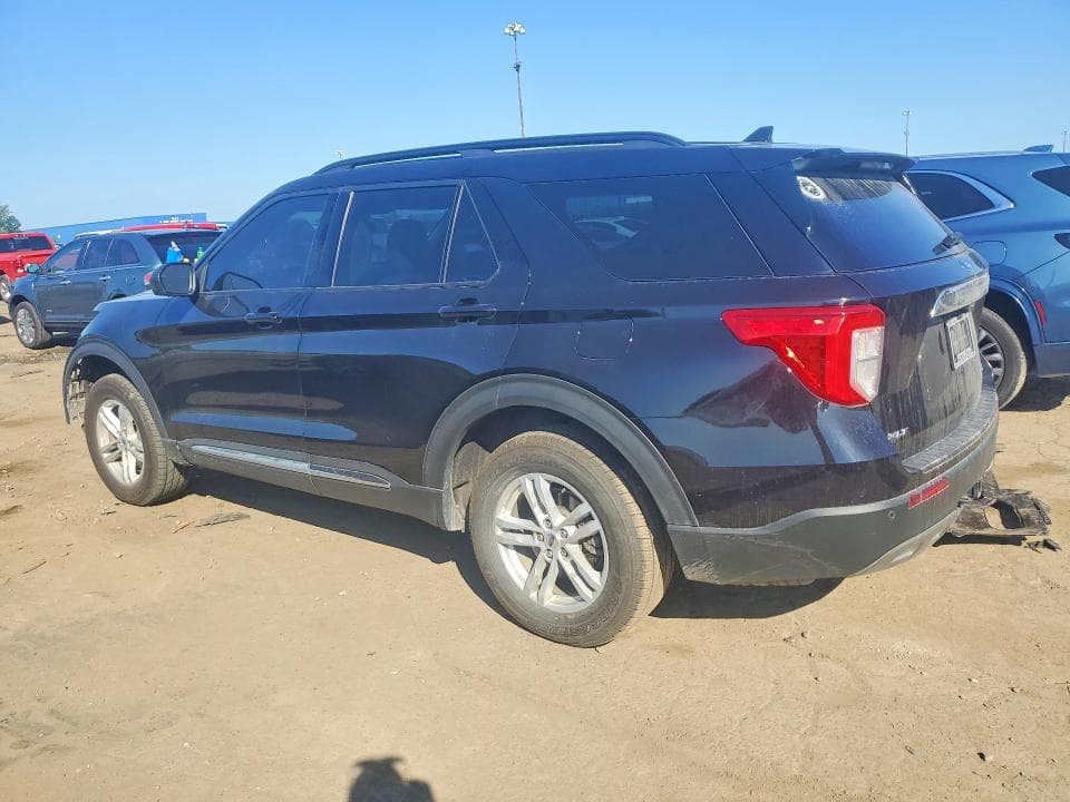2021 FORD EXPLORER XLT 2